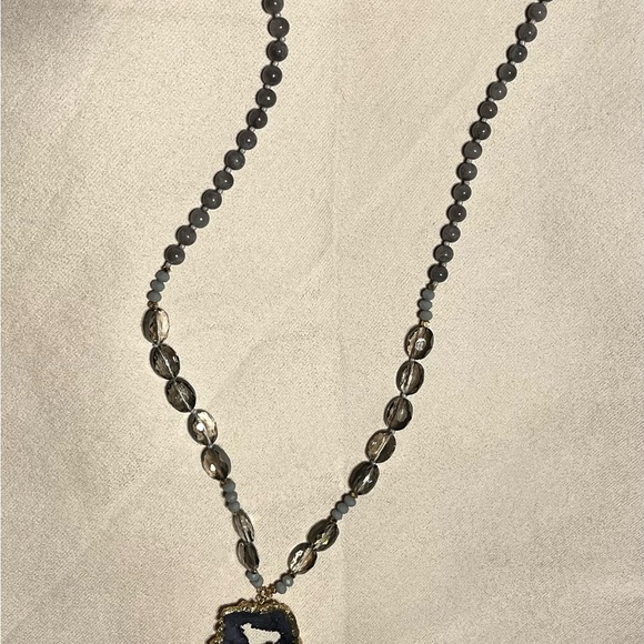 Kevia Vie Boheme Necklace Beads Pendant Statement Geode Tassel grey New - Picture 7 of 7